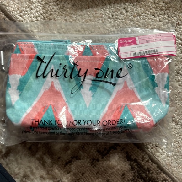 Clear Clip Pouch - Painted Peaks - Picture 2 of 2